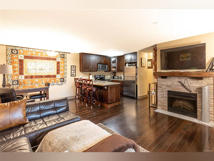 104-257 S Moilliet Street, Parksville, BC, V9P 0B3 - 2