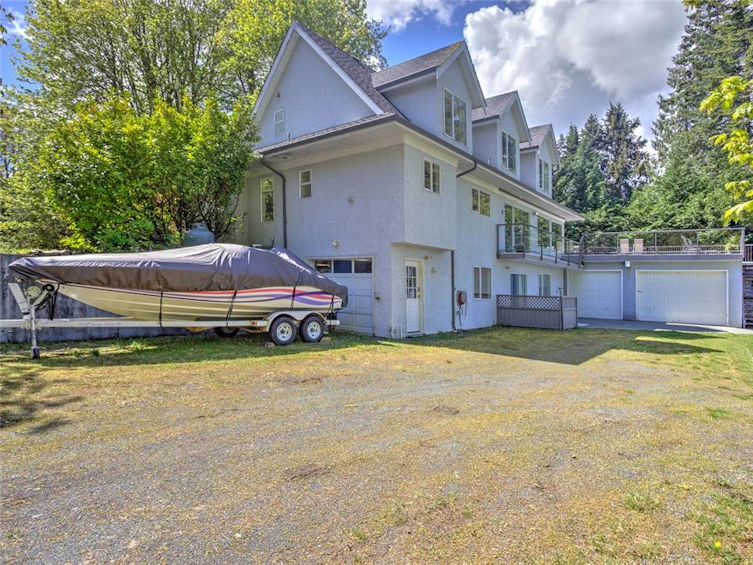 6918 Beach Drive, Honeymoon Bay, BC, V0R 1Y0 - 2
