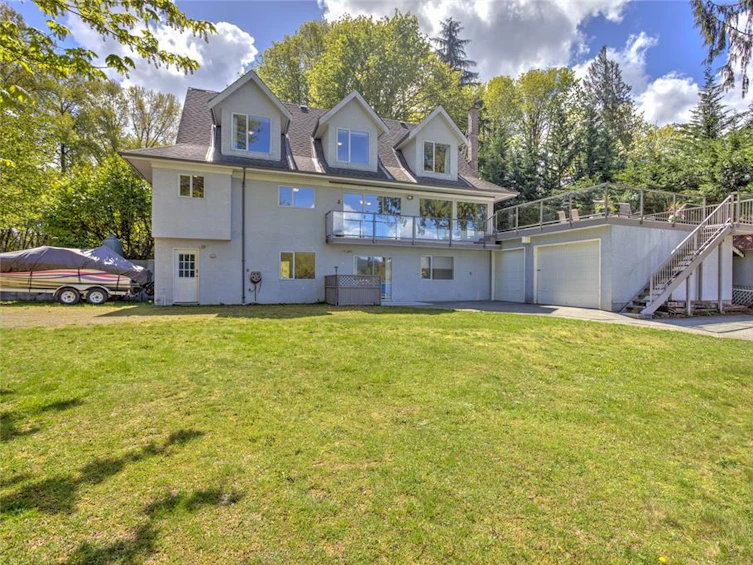 6918 Beach Drive, Honeymoon Bay, BC, V0R 1Y0 - 3