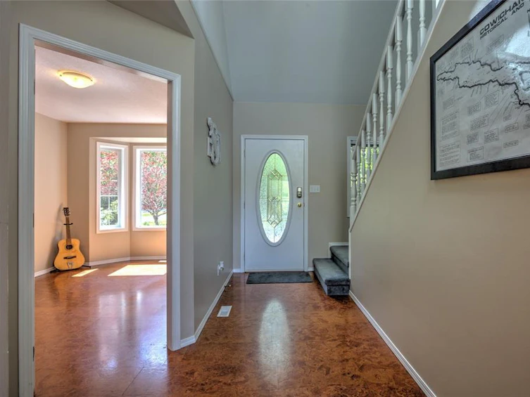 6918 Beach Drive, Honeymoon Bay, BC, V0R 1Y0 - 7
