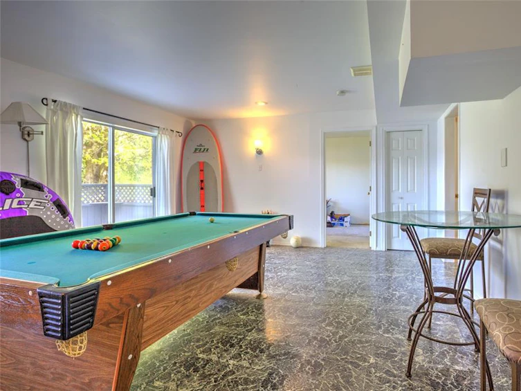 6918 Beach Drive, Honeymoon Bay, BC, V0R 1Y0 - 55