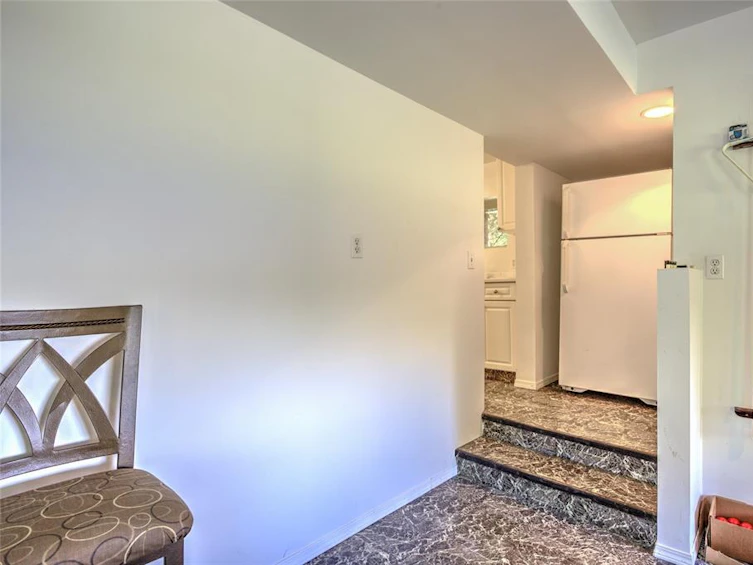 6918 Beach Drive, Honeymoon Bay, BC, V0R 1Y0 - 64