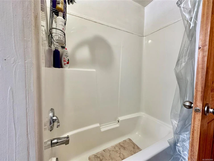 1608 Carrington Bay Road, Cortes Island, BC, V0P 1Z0 - 17