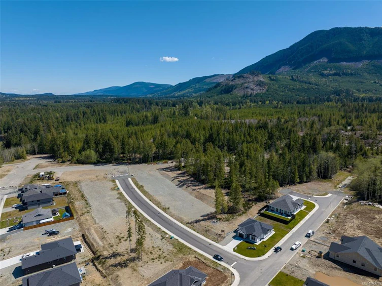 143 Maplewood Rise, Lake Cowichan, BC, V0R 2G0 - 4