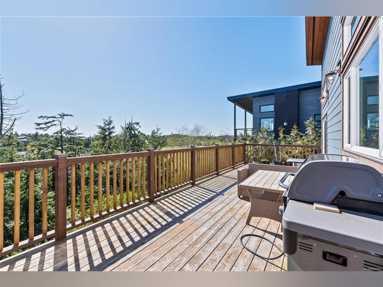 1992 Athlone Road, Ucluelet, BC, V0R 3A0 - 43