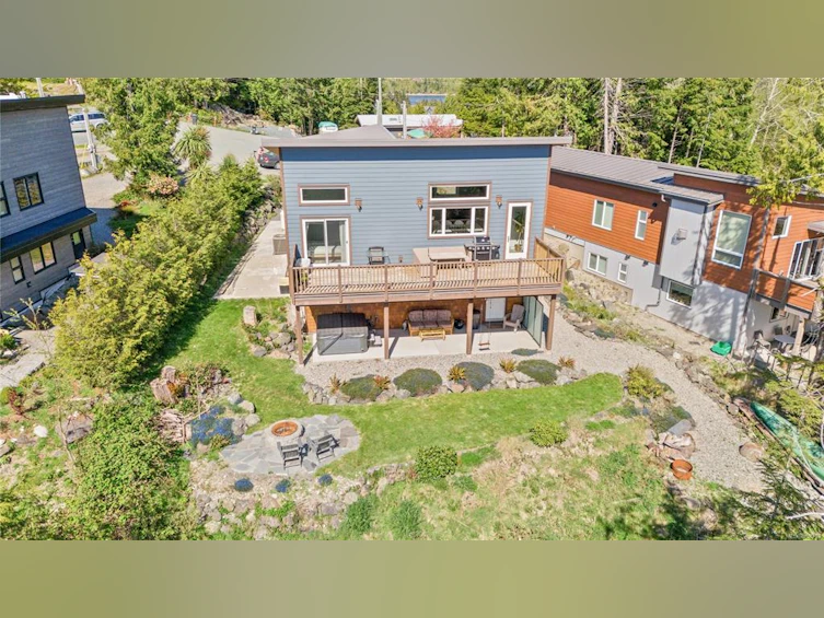 1992 Athlone Road, Ucluelet, BC, V0R 3A0 - 54