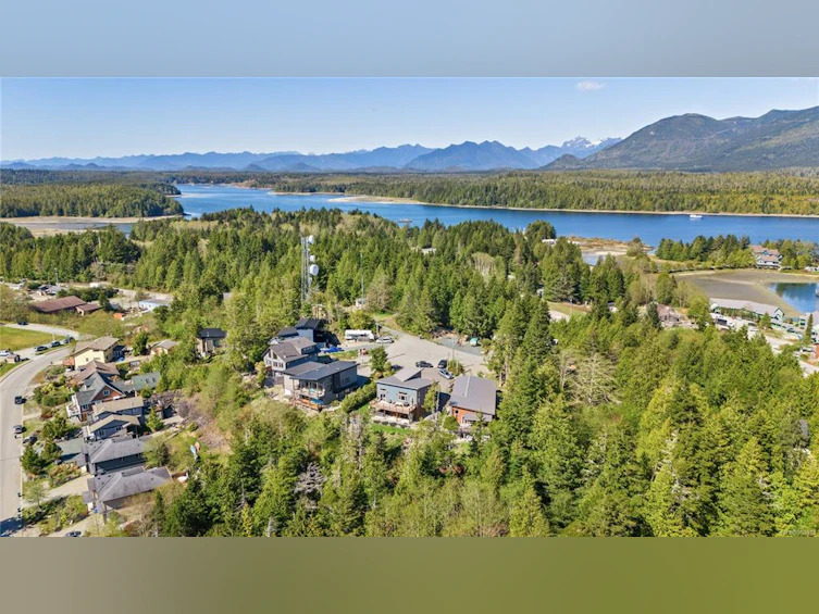 1992 Athlone Road, Ucluelet, BC, V0R 3A0 - 58