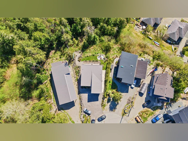 1992 Athlone Road, Ucluelet, BC, V0R 3A0 - 61