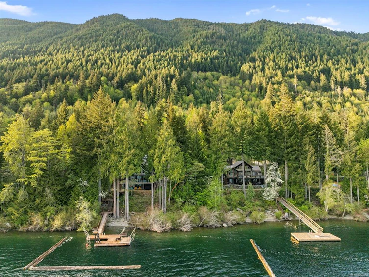9604 Creekside Drive, Lake Cowichan, BC, V0R 3E1 - 3