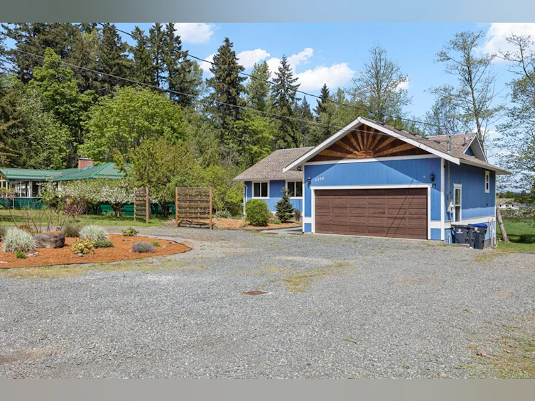 1300 Arden Road, Courtenay, BC, V9N 9C3 - 3