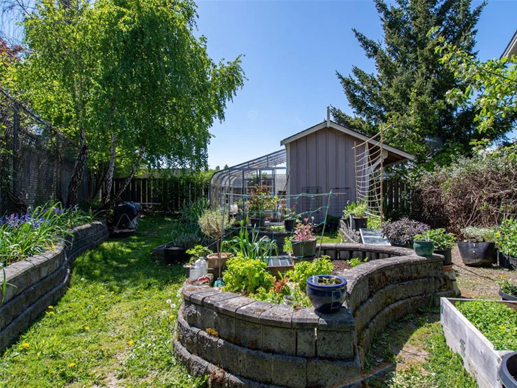 209-7088 West Saanich Road, Central Saanich, BC, V8M 1P9 - 53