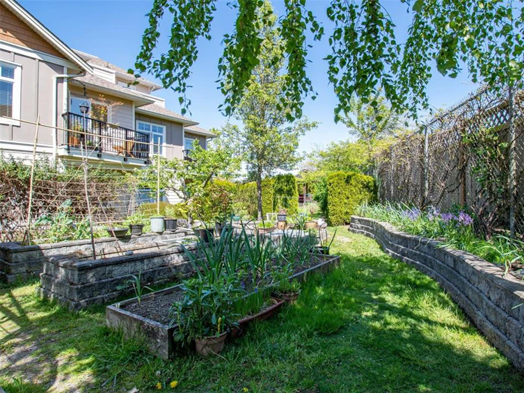209-7088 West Saanich Road, Central Saanich, BC, V8M 1P9 - 55