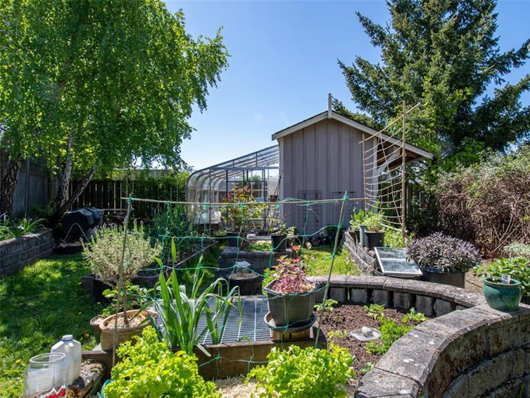 209-7088 West Saanich Road, Central Saanich, BC, V8M 1P9 - 58