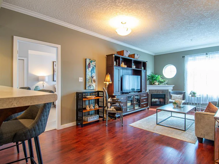 209-7088 West Saanich Road, Central Saanich, BC, V8M 1P9 - 2