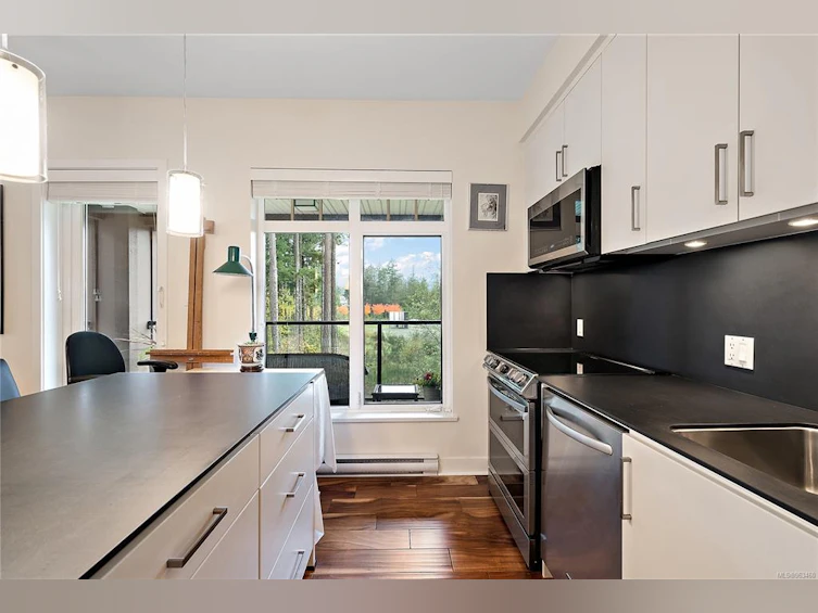 320-1395 Bear Mountain Pkwy, Langford, BC, V9B 0E1 - 9