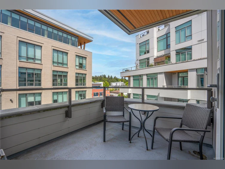 402-501 Park Place, Esquimalt, BC, V9A 0H3 - 5