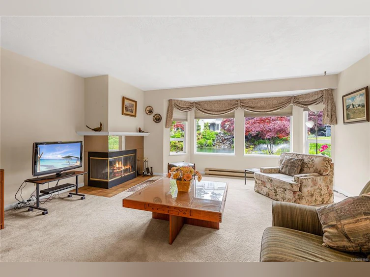 31-5110 Cordova Bay Road, Saanich, BC, V8Y 2K5 - 4