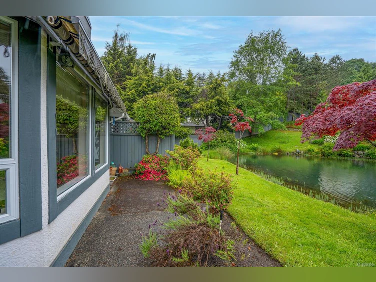 31-5110 Cordova Bay Road, Saanich, BC, V8Y 2K5 - 25