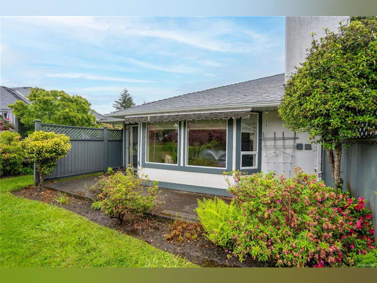 31-5110 Cordova Bay Road, Saanich, BC, V8Y 2K5 - 27