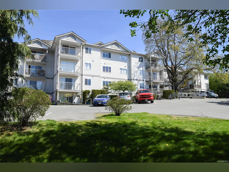 103-840 Braidwood Road, Courtenay, BC, V9N 3R9 - 2