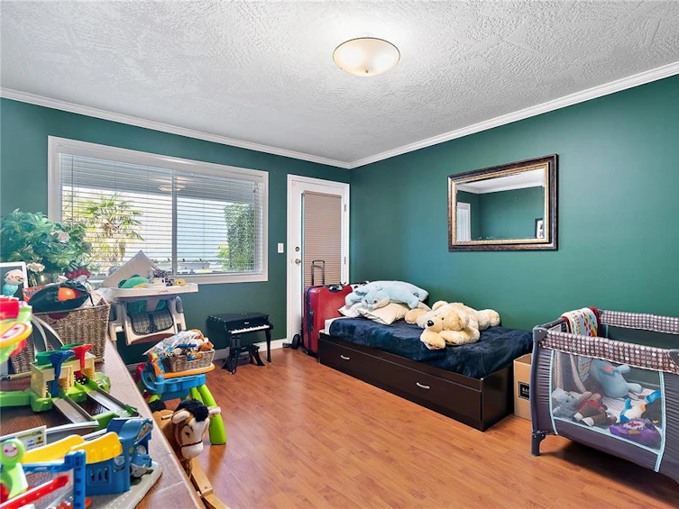 5009 Bonanza Place, Saanich, BC, V8Y 3E1 - 27