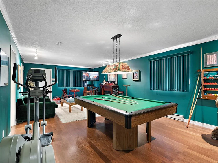 5009 Bonanza Place, Saanich, BC, V8Y 3E1 - 40