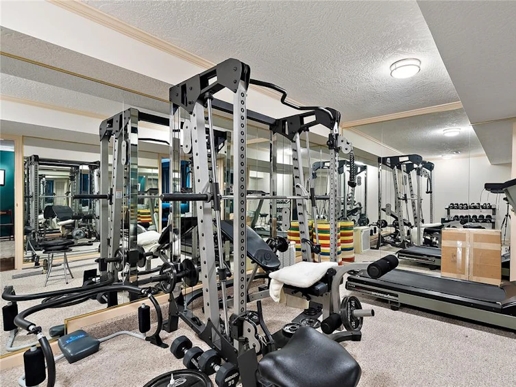 5009 Bonanza Place, Saanich, BC, V8Y 3E1 - 42