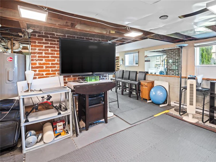 223 Hampton Road, Saanich, BC, V8Z 1H2 - 24