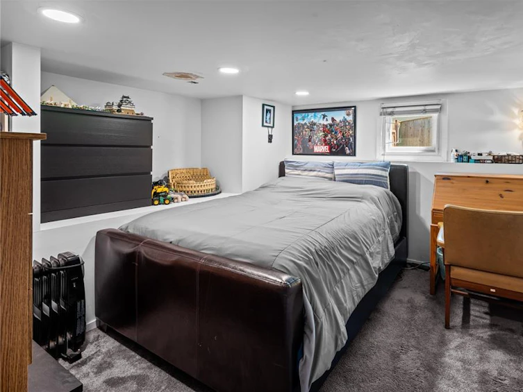 223 Hampton Road, Saanich, BC, V8Z 1H2 - 25