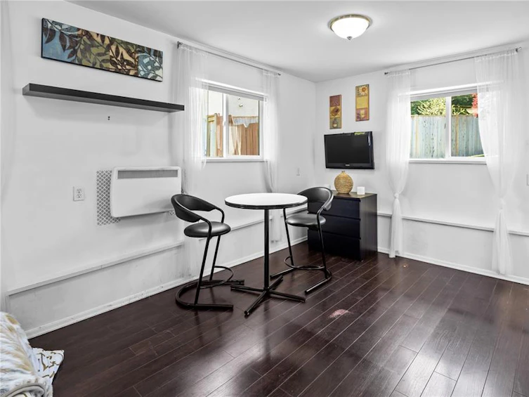 223 Hampton Road, Saanich, BC, V8Z 1H2 - 31
