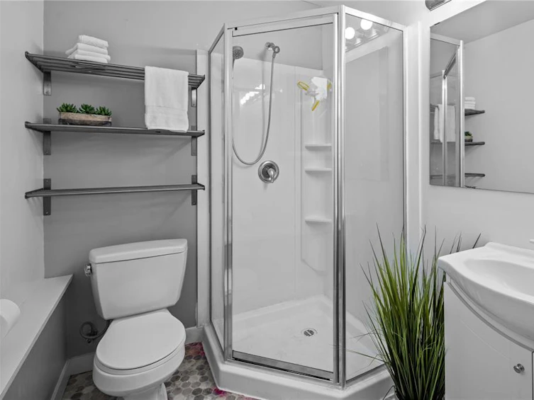 223 Hampton Road, Saanich, BC, V8Z 1H2 - 32