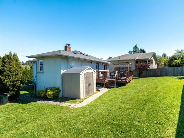 223 Hampton Road, Saanich, BC, V8Z 1H2 - 38