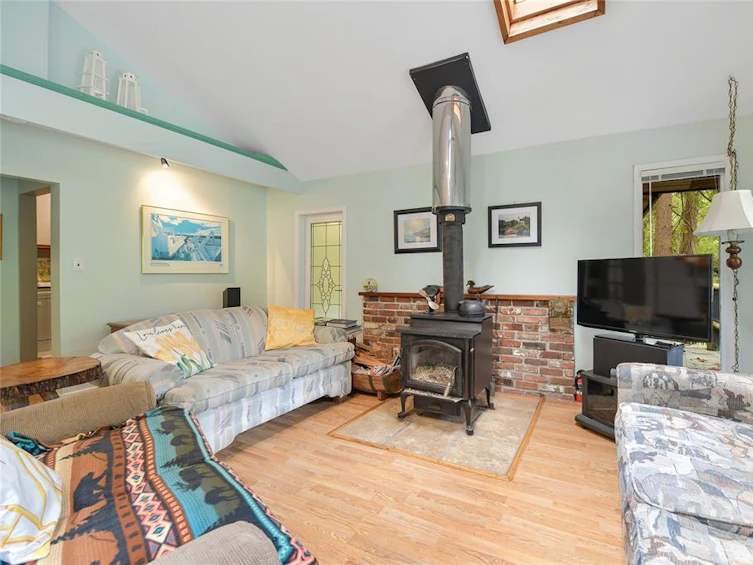 195 Cherry Tree Lane, Mayne Island, BC, V0N 2J1 - 4
