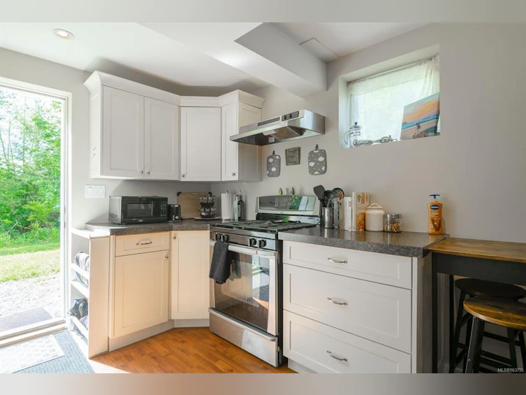 5390 Otter Place, Port Alberni, BC, V9Y 8X7 - 30