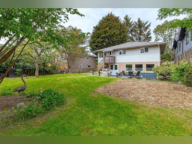 2363 Malaview Avenue, Sidney, BC, V8L 2G1 - 24