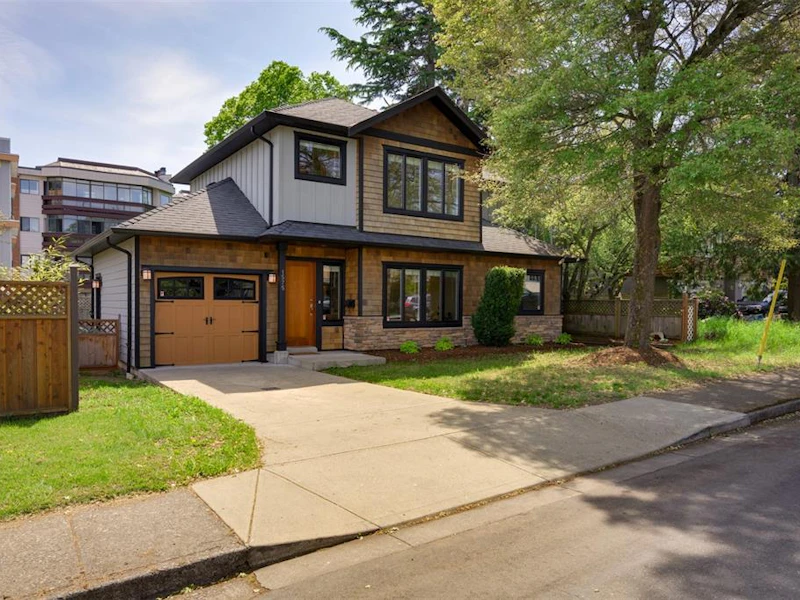 1575 Westall Avenue, Victoria BC V8T 2G6