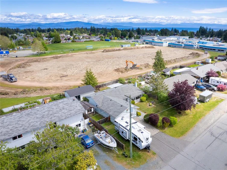 749 Nanoose Avenue, Parksville, BC, V9P 1E8 - 9