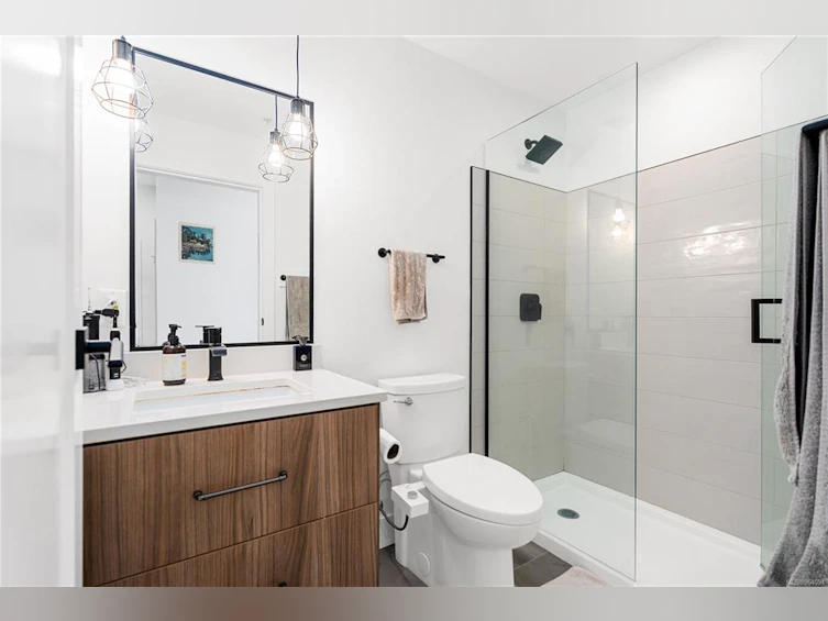 201-515 Chatham Street, Victoria, BC, V8T 0C8 - 10