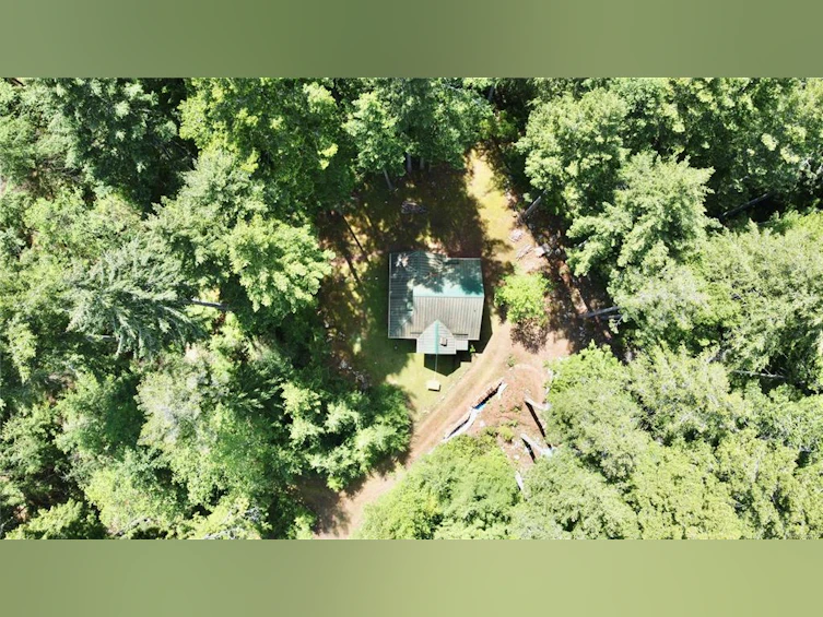 972 Siskin Lane, Cortes Island, BC, V0P 1K0 - 37