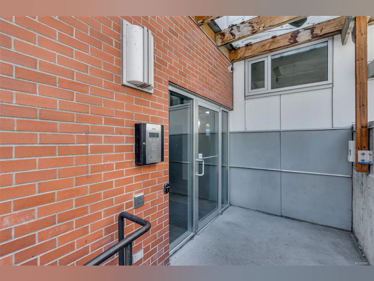 104-932 Johnson Street, Victoria, BC, V8V 3N4 - 17