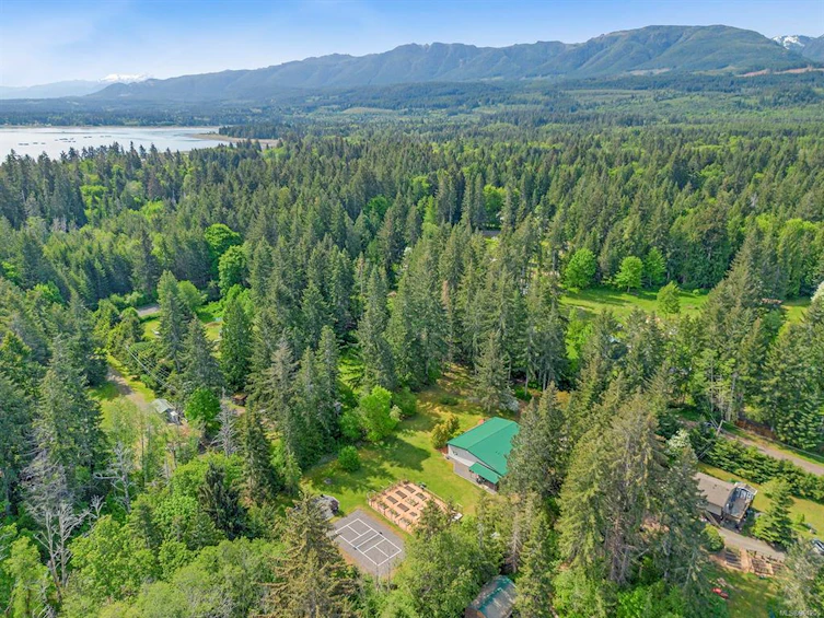260 Bates Drive, Fanny Bay, BC, V0R 1W0 - 53