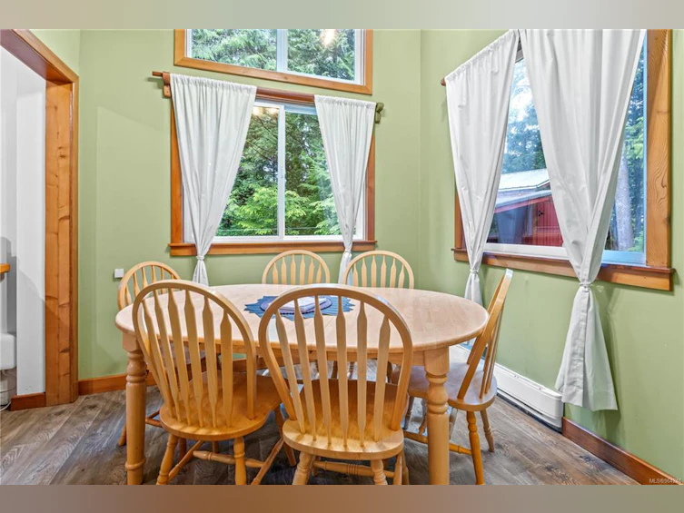 66 Sutton Road, Ucluelet, BC, V0R 3A0 - 10