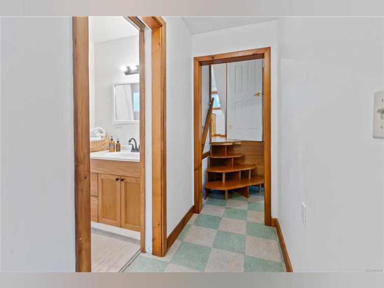 66 Sutton Road, Ucluelet, BC, V0R 3A0 - 25