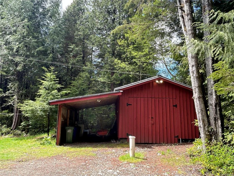 66 Sutton Road, Ucluelet, BC, V0R 3A0 - 31