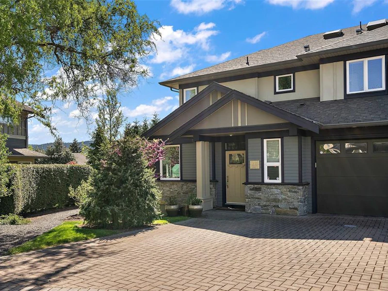 4A - 7250 West Saanich Road, Central Saanich BC V8M 0A3