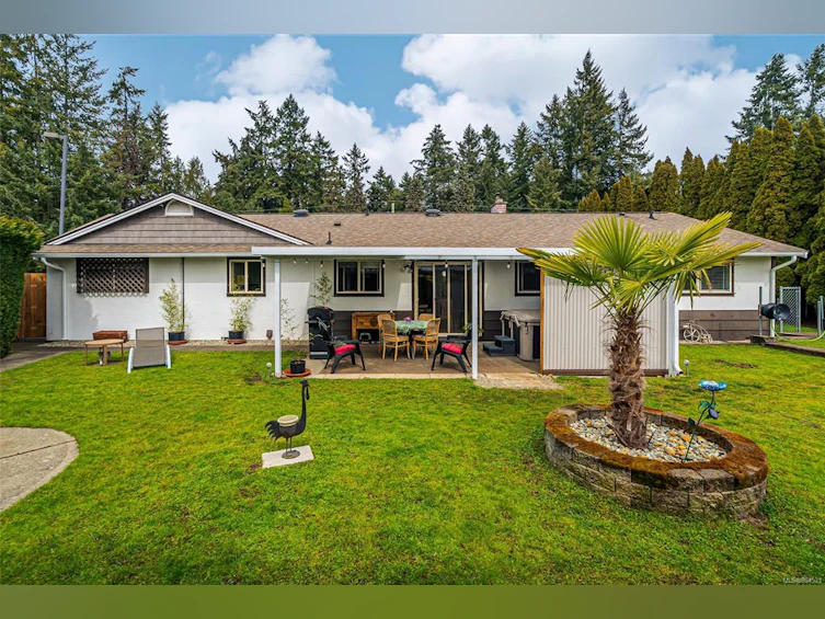524 Pioneer Crescent, Parksville, BC, V9P 1V2