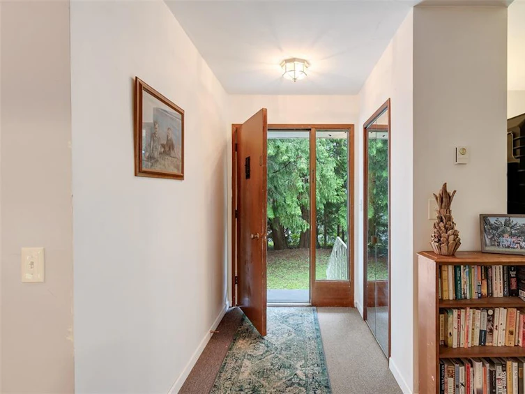 570 Waugh Road, Mayne Island, BC, V0N 2J1 - 6