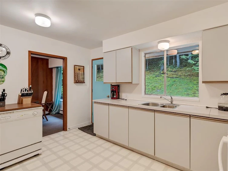 570 Waugh Road, Mayne Island, BC, V0N 2J1 - 14