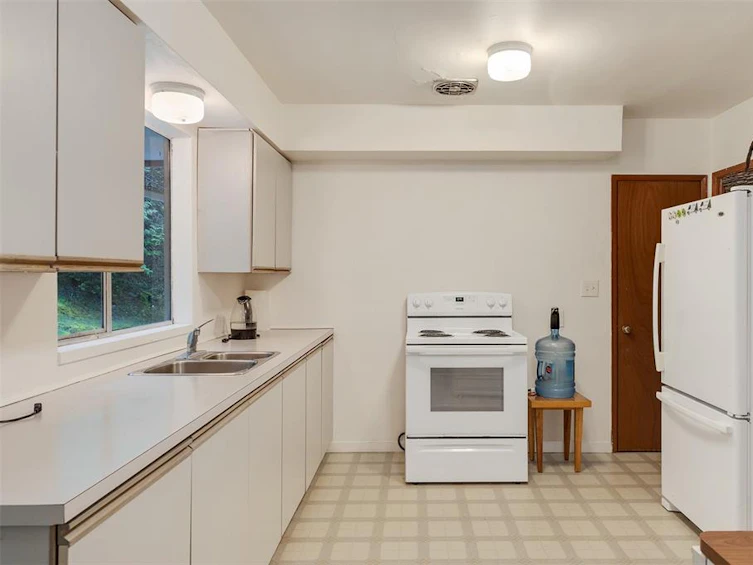 570 Waugh Road, Mayne Island, BC, V0N 2J1 - 15