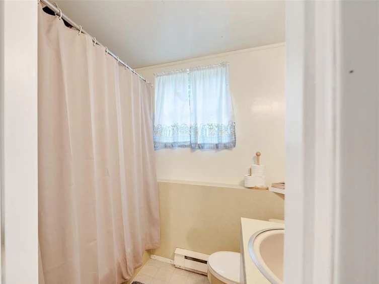 570 Waugh Road, Mayne Island, BC, V0N 2J1 - 33